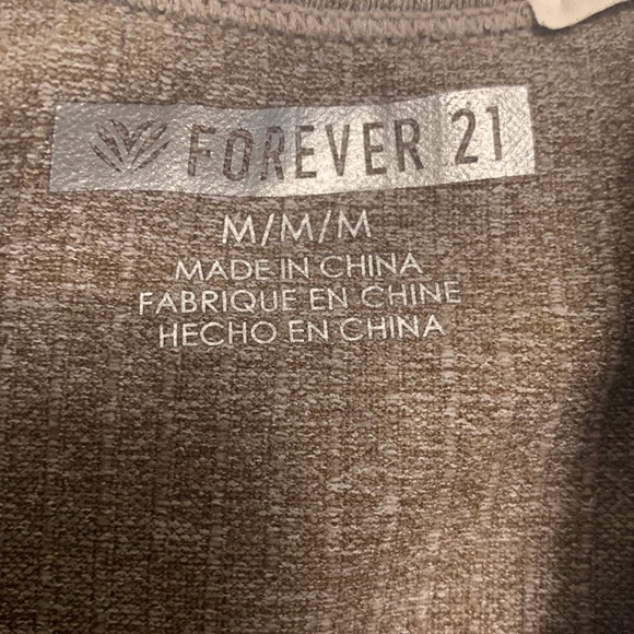 Forever 21 crop top - Picture 3 of 3